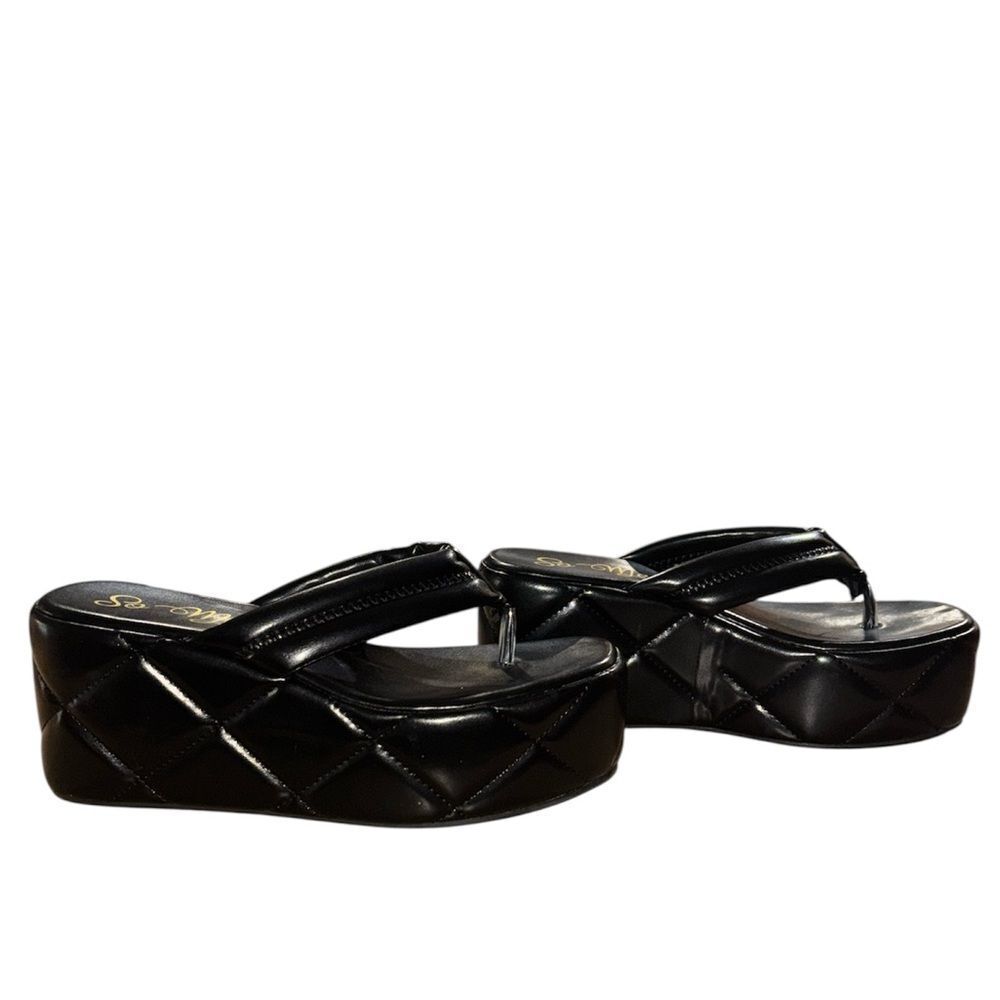 So Me Black Quilted Platform Sandals